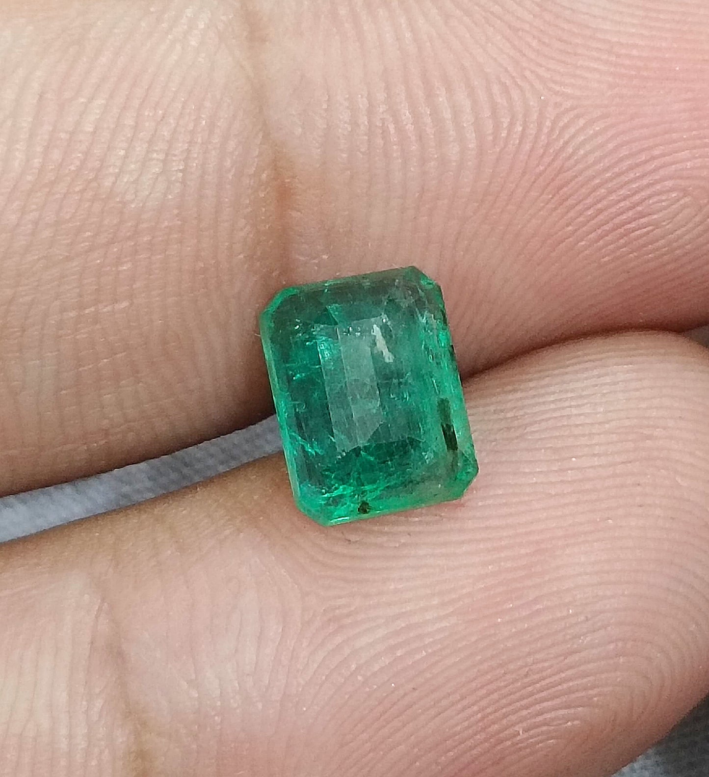 2.46ct Zambian Emerald, 100% Natural Gemstone