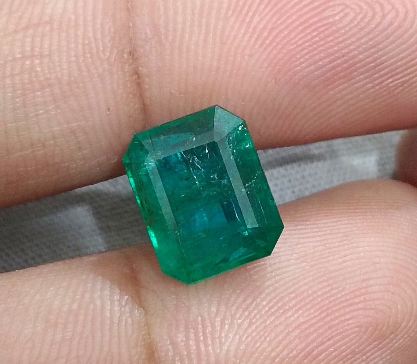 6.17ct Deep Green Zambian Emerald,100% Natural Gemstone