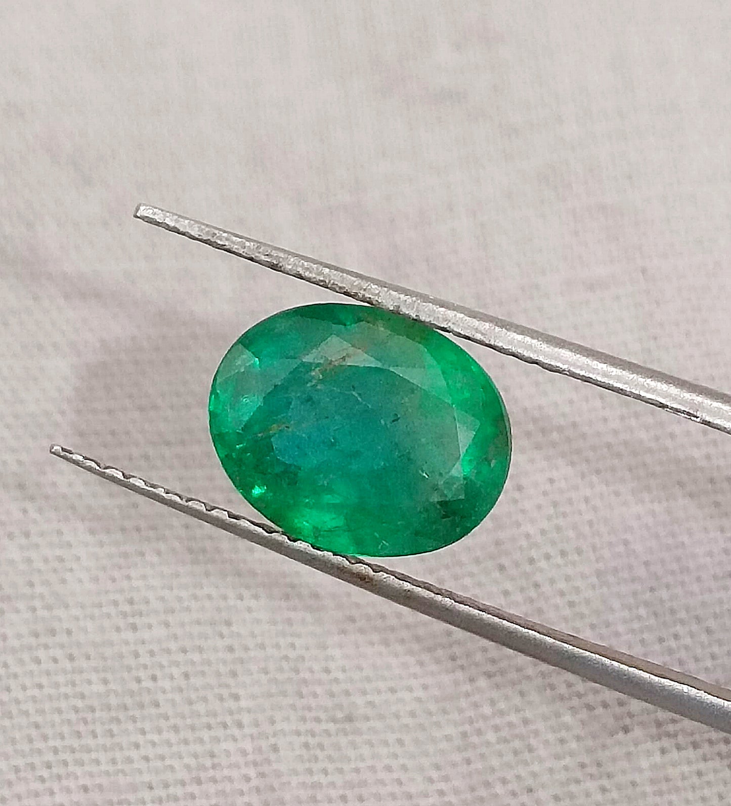 2.52ct Medium Deep Colombian Emerald, 100% Natural Gemstone