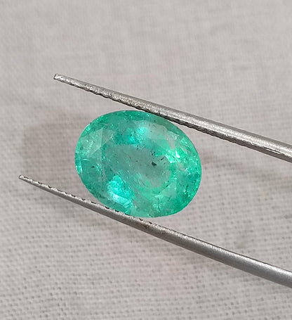 2.76ct Pastel Green Russian Emerald, 100%Natural Gemstones