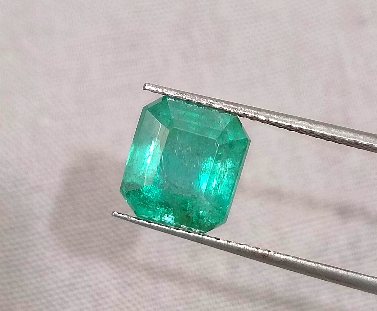 2.90ct Panjshir Emerald, 100% Natural Gemstone