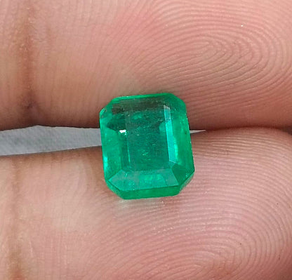 GSI Certified 2.39ct Fine Quality Panjshir Emerald, 100% Natural Gemstone