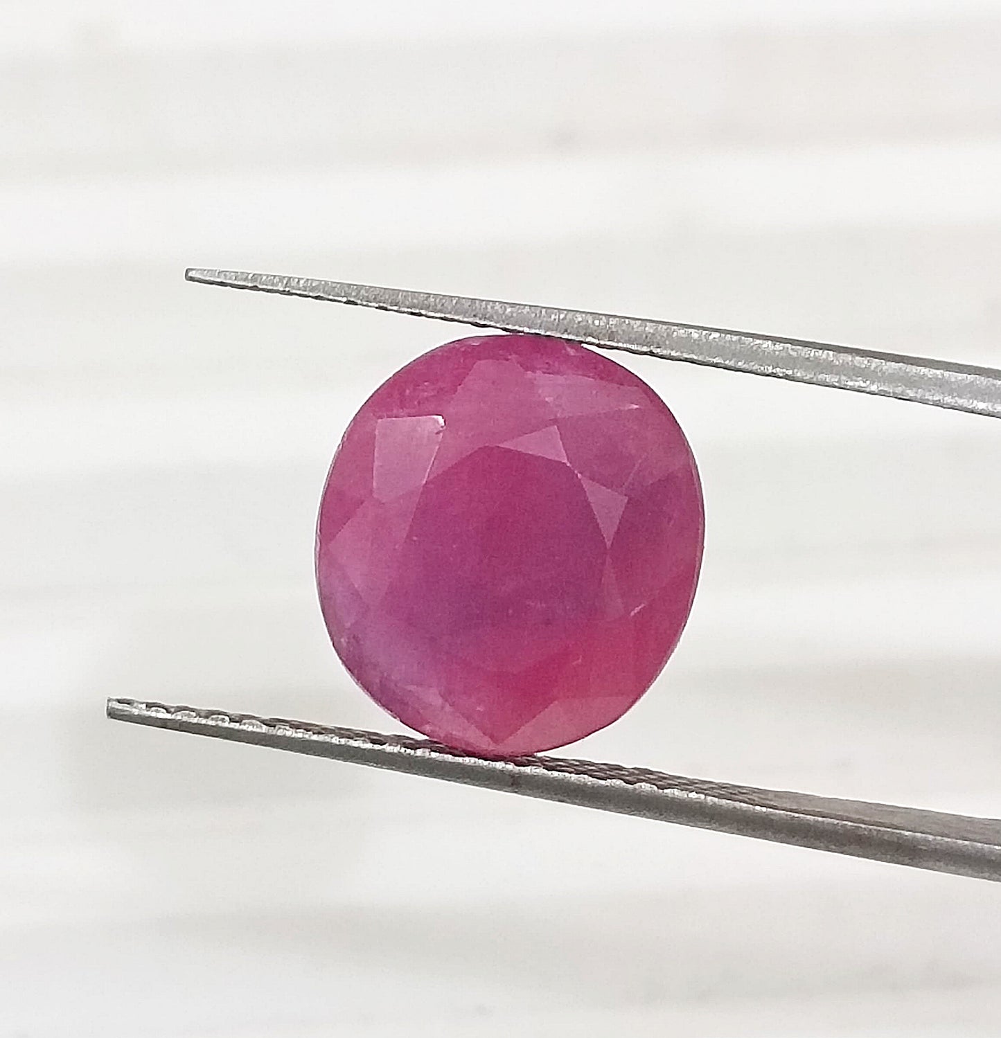 GSI Certified 5.49ct Ruby , 100% Natural Ruby