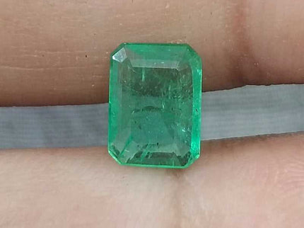GSI Certified 1.26ct Zambian Emerald, Natural earth mined Gemstone