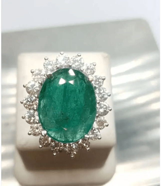 Beautiful 14kt White Gold ring set with untreated Emerald and diamonds total of 16.62ct. - SMSGEMS 