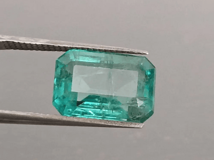Certified 4.04ct Emerald, Natural Gemstone - SMSGEMS 