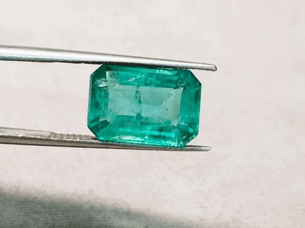 Certified 4.04ct Emerald, Natural Gemstone - SMSGEMS 