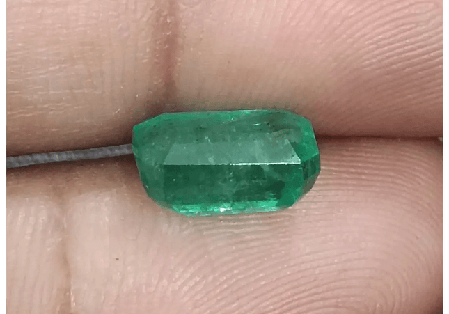GSI Cerified 3.46ct Zambian Emerald, Natural Gemstone - SMSGEMS 