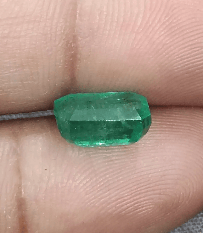 GSI Cerified 3.46ct Zambian Emerald, Natural Gemstone - SMSGEMS 
