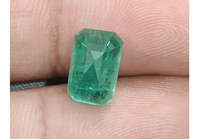 GSI Cerified 3.46ct Zambian Emerald, Natural Gemstone - SMSGEMS 