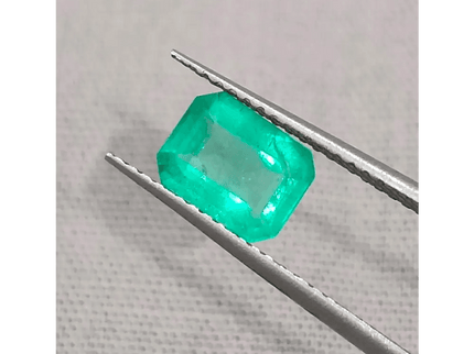 GSI Certified 1.12ct Colombian Emerald, Natural Earth Mined Gemstone - SMSGEMS 