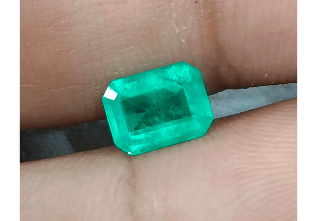 GSI Certified 1.12ct Colombian Emerald, Natural Earth Mined Gemstone - SMSGEMS 