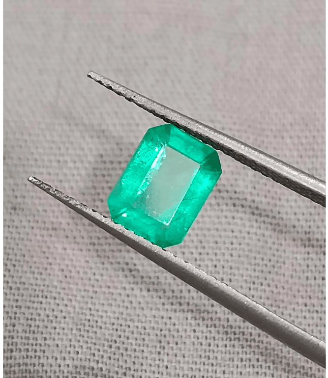 GSI Certified 1.12ct Colombian Emerald, Natural Earth Mined Gemstone - SMSGEMS 