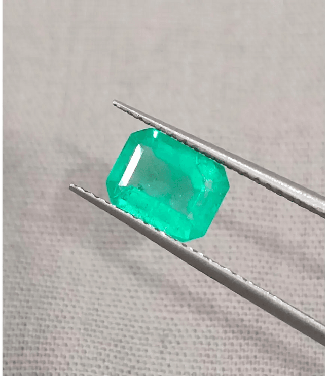 GSI Certified 1.12ct Colombian Emerald, Natural Earth Mined Gemstone - SMSGEMS 
