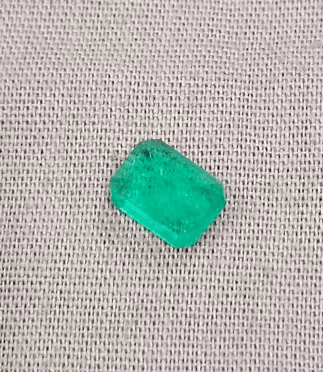 GSI Certified 1.12ct Colombian Emerald, Natural Earth Mined Gemstone - SMSGEMS 