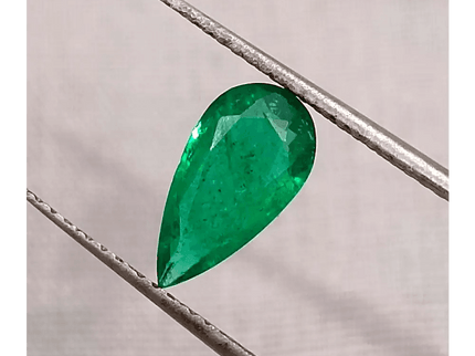 GSI Certified 1.23ct Vivid Deep Swat Emerald , 100% Natural Earth Mined Gemstone - SMSGEMS 