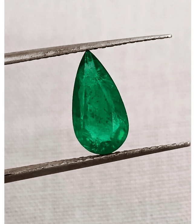 GSI Certified 1.23ct Vivid Deep Swat Emerald , 100% Natural Earth Mined Gemstone - SMSGEMS 