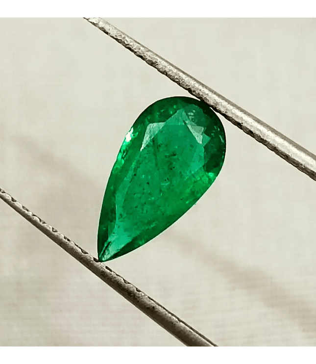 GSI Certified 1.23ct Vivid Deep Swat Emerald , 100% Natural Earth Mined Gemstone - SMSGEMS 