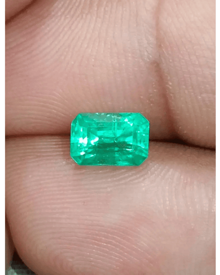 Vivid Green Emerald Cut Colombian Gemstone - SMSGEMS 