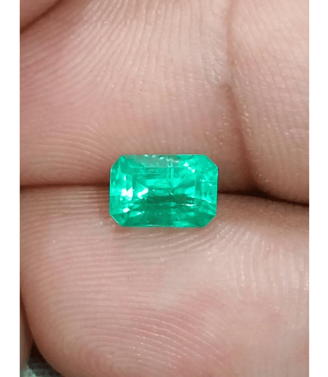 Vivid Green Emerald Cut Colombian Gemstone - SMSGEMS 