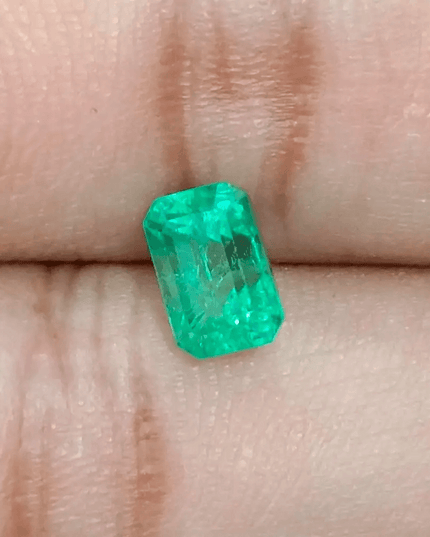 Vivid Green Emerald Cut Colombian Gemstone - SMSGEMS 