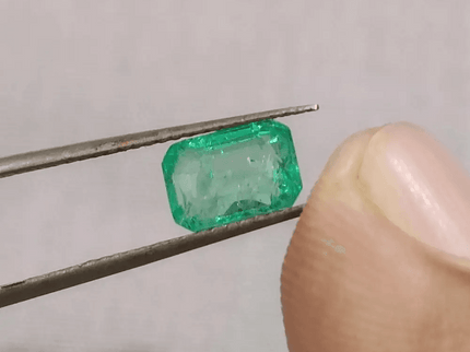 GSI Certified 1.37ct Panjshir Emerald, Natural Earth Mined Gem. - SMSGEMS 