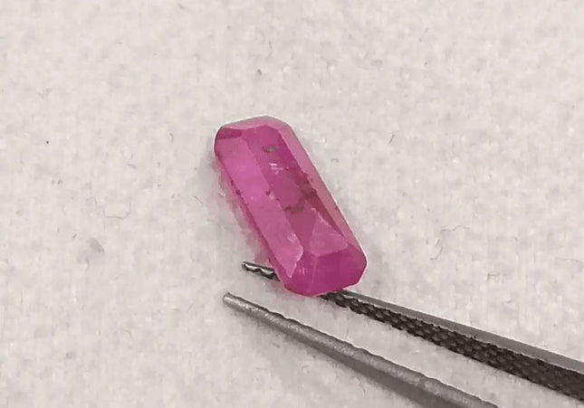 1.38ct Mozambique Ruby GSI Certified Natural Untreated - SMSGEMS 