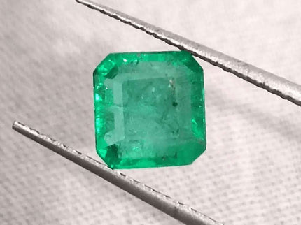1.39ct Vivid Green Emerald certified by GSI - SMSGEMS 