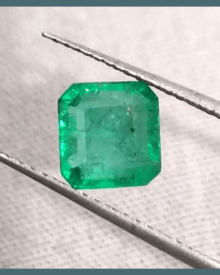 1.39ct Vivid Green Emerald certified by GSI - SMSGEMS 