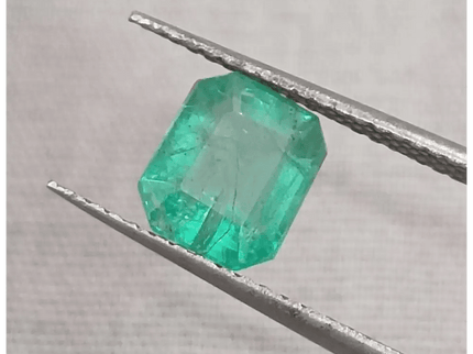 GSI Certified 1.42ct Zambian Emerald, 100% Natural Gemstone - SMSGEMS 