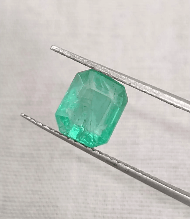 GSI Certified 1.42ct Zambian Emerald, 100% Natural Gemstone - SMSGEMS 
