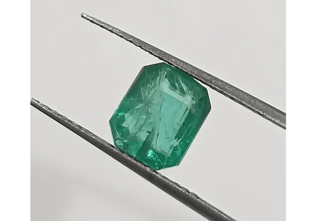 GSI Certified 1.42ct Zambian Emerald, 100% Natural Gemstone - SMSGEMS 