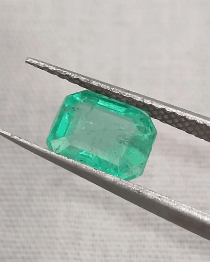 GSI Certified 1.42ct Zambian Emerald, 100% Natural Gemstone - SMSGEMS 