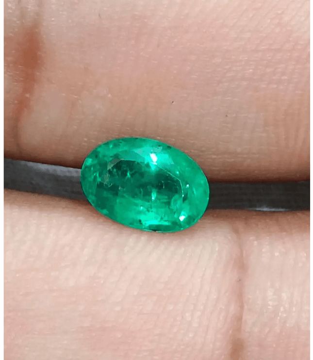 GSI Certified 1.46ct Medium Vivid Green Zambian Emerald , 100% Natural Earth Mined Gemstone - SMSGEMS 