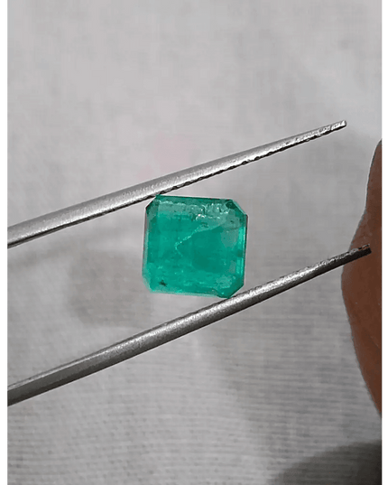 GSI Certified 1.47ct Medium Deep Green Emerald , 100% Natural Earth Mined Gemstone - SMSGEMS 