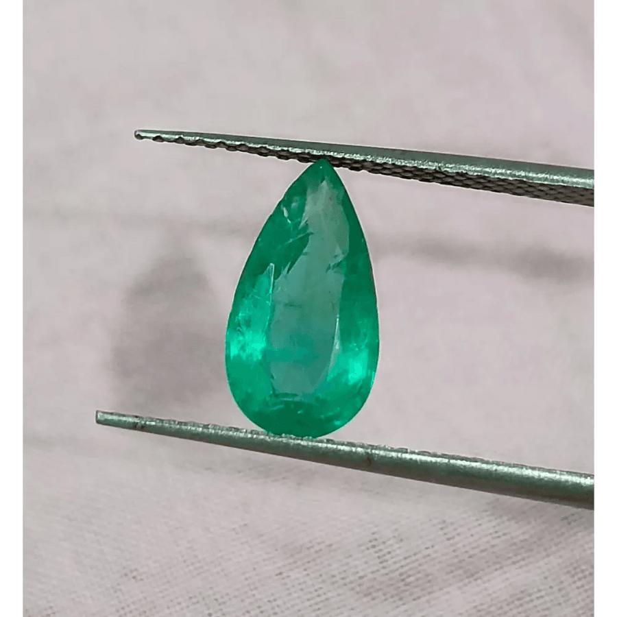 GSI Certified 1.48ct Vivid Green Zambian Emerald , Natural Earth Mined Gemstone - SMSGEMS 