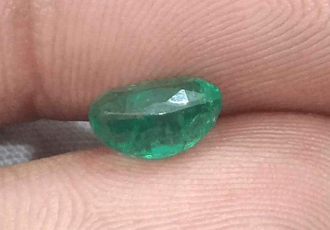 1.54ct Intense Green Emerald GSI Certified - SMSGEMS 