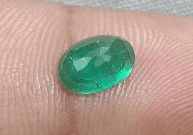 1.54ct Intense Green Emerald GSI Certified - SMSGEMS 