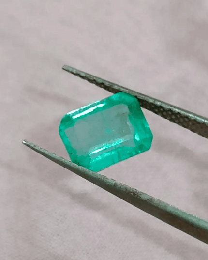 GSI Certified 1.54ct Pastel Green Emerald , 100% Natural Earth Mined Gem. - SMSGEMS 