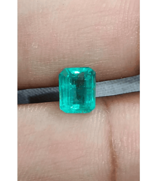 GSI Certified 1.54ct Pastel Green Emerald , 100% Natural Earth Mined Gem. - SMSGEMS 