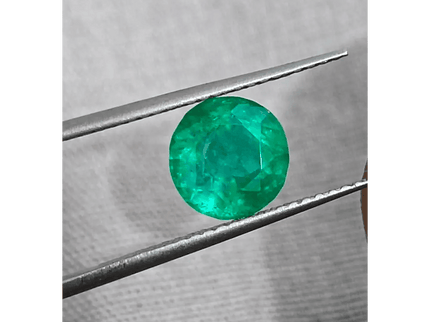 GSI Certified 1.55ct Medium Deep Bright Green Swat Emerald , 100% Natural Earth Mined Gemstone - SMSGEMS 