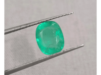 GSI Certified 1.56ct Colombian Emerald, 100% Natural Gemstone - SMSGEMS 