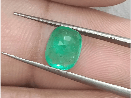 GSI Certified 1.56ct Colombian Emerald, 100% Natural Gemstone - SMSGEMS 