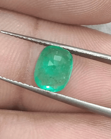 GSI Certified 1.56ct Colombian Emerald, 100% Natural Gemstone - SMSGEMS 