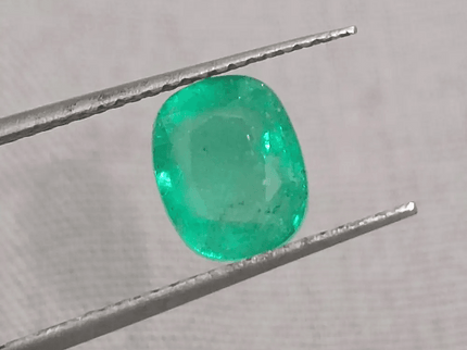 GSI Certified 1.56ct Colombian Emerald, 100% Natural Gemstone - SMSGEMS 