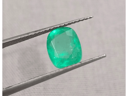 GSI Certified 1.56ct Colombian Emerald, 100% Natural Gemstone - SMSGEMS 