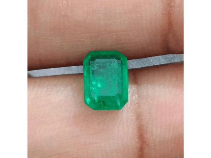 GSI Certified 1.56ct Medium Intense Green Emerald, 100% Natural Gemstone - SMSGEMS 