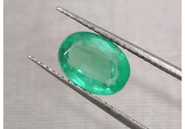 GSI Certified 1.63ct Colombian Emerald, Natural Gemstones - SMSGEMS 