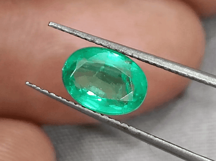 GSI Certified 1.63ct Colombian Emerald, Natural Gemstones - SMSGEMS 