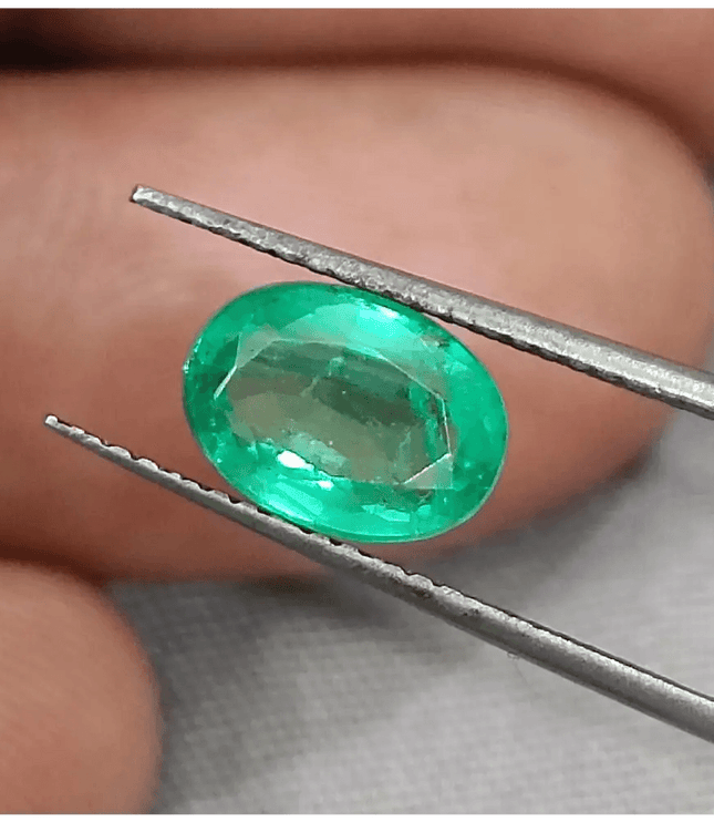 GSI Certified 1.63ct Colombian Emerald, Natural Gemstones - SMSGEMS 